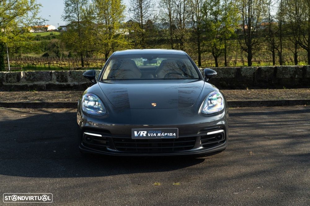 Porsche Panamera 4 S - 3