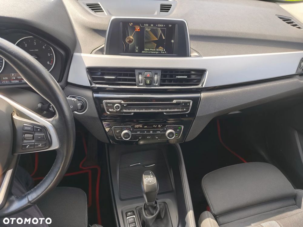 BMW X1 sDrive20d Sport Line sport - 35