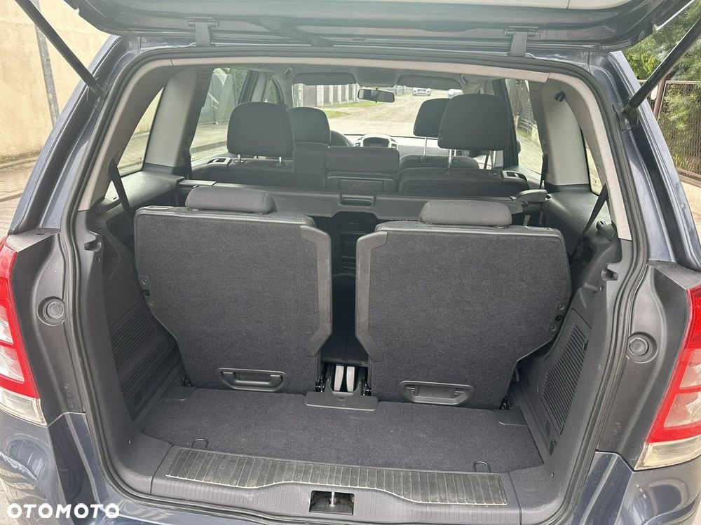 Opel Zafira - 8