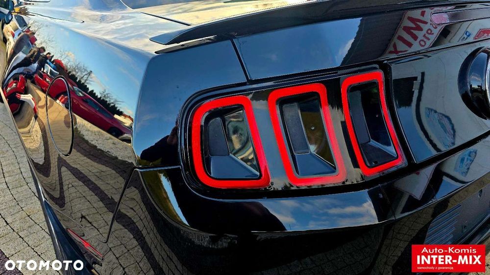 Ford Mustang - 6