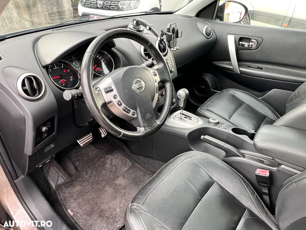 Nissan Qashqai 2.0 dCi DPF 4x4 Aut tekna - 7