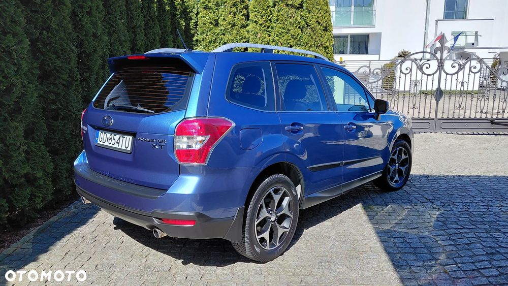 Subaru Forester 2.0XT Comfort Lineartronic - 10