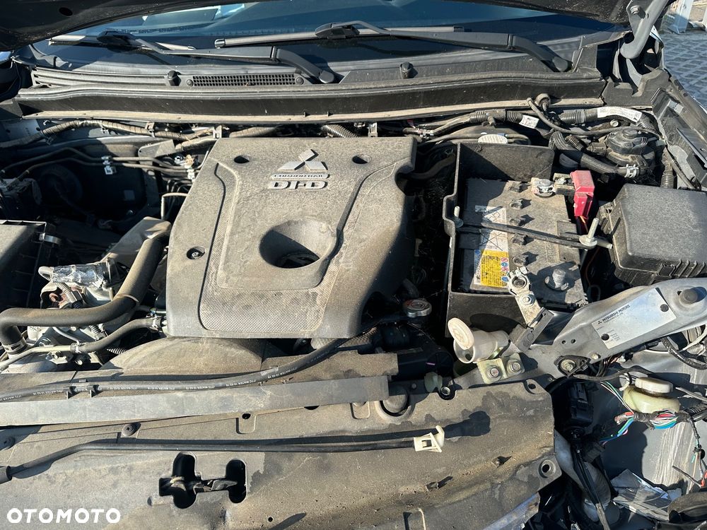 Mitsubishi L200 - 7