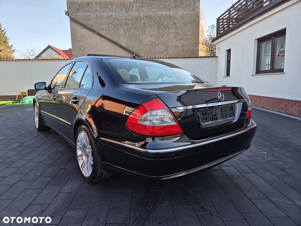 Mercedes-Benz Klasa E - 6