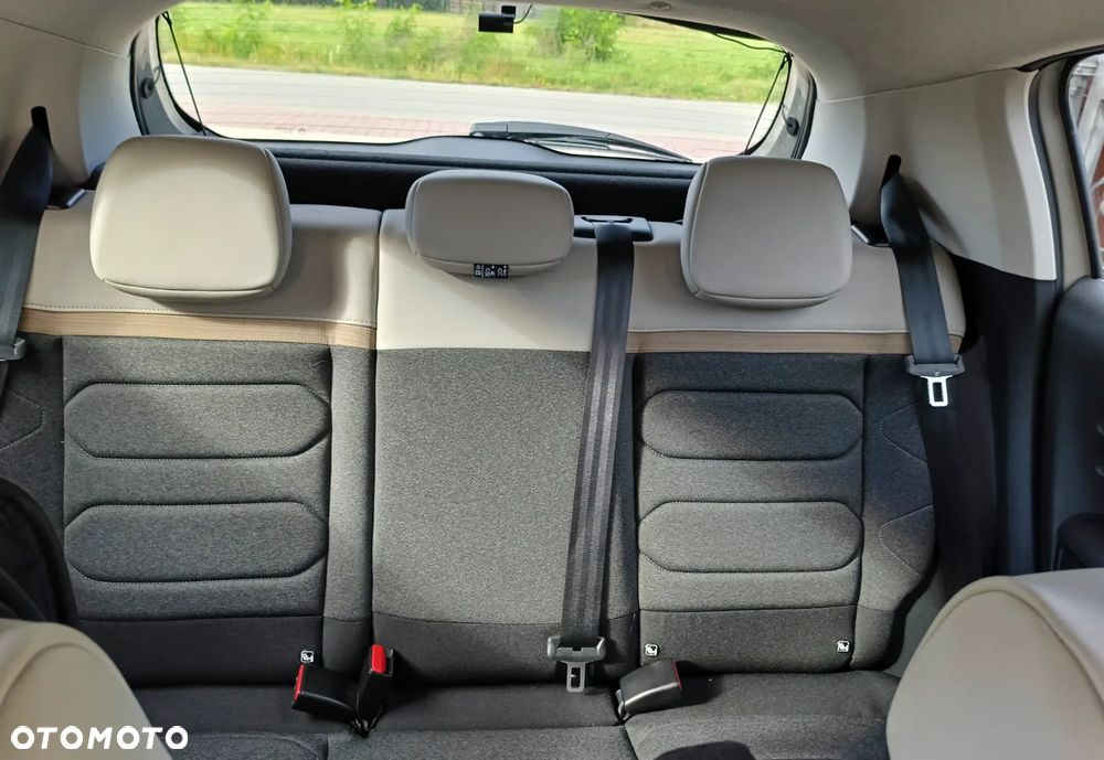 Citroën C3 1.2 PureTech Shine - 12
