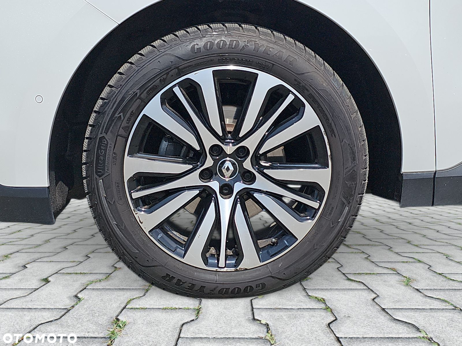 Renault Espace 1.6 dCi Energy Initiale Paris EDC - 9