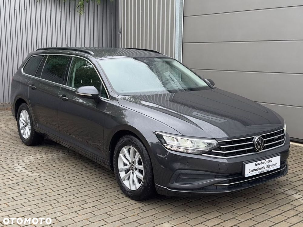 Volkswagen Passat - 6