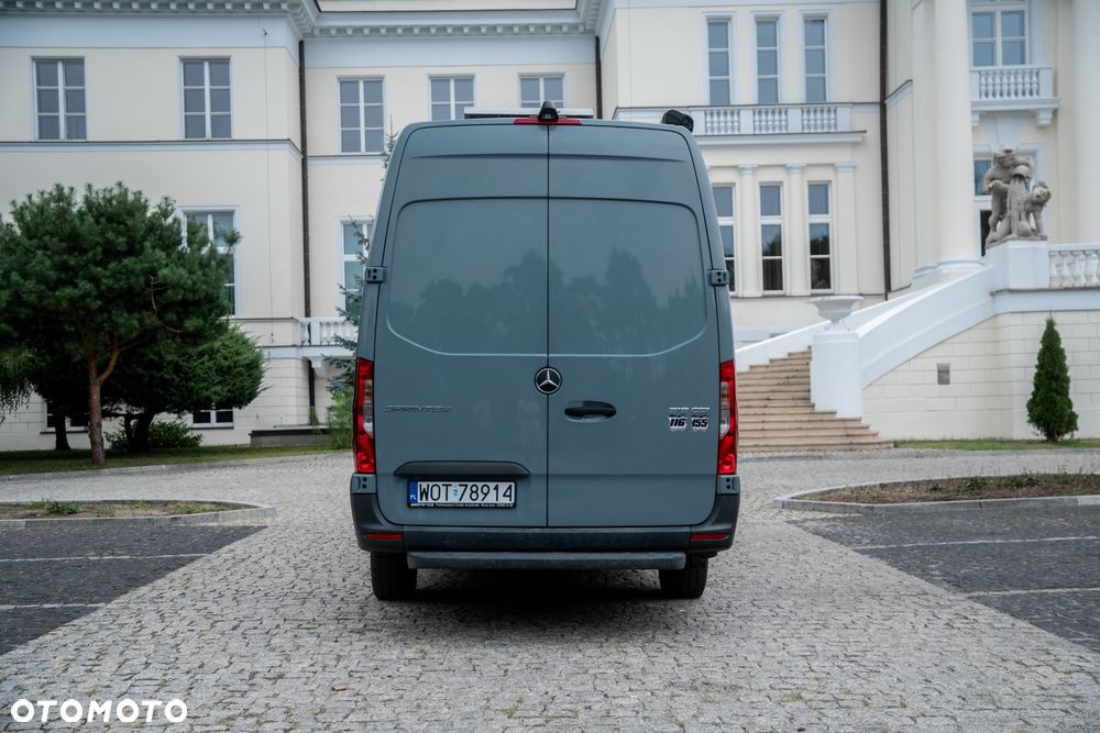 Mercedes-Benz Sprinter 319 - 4