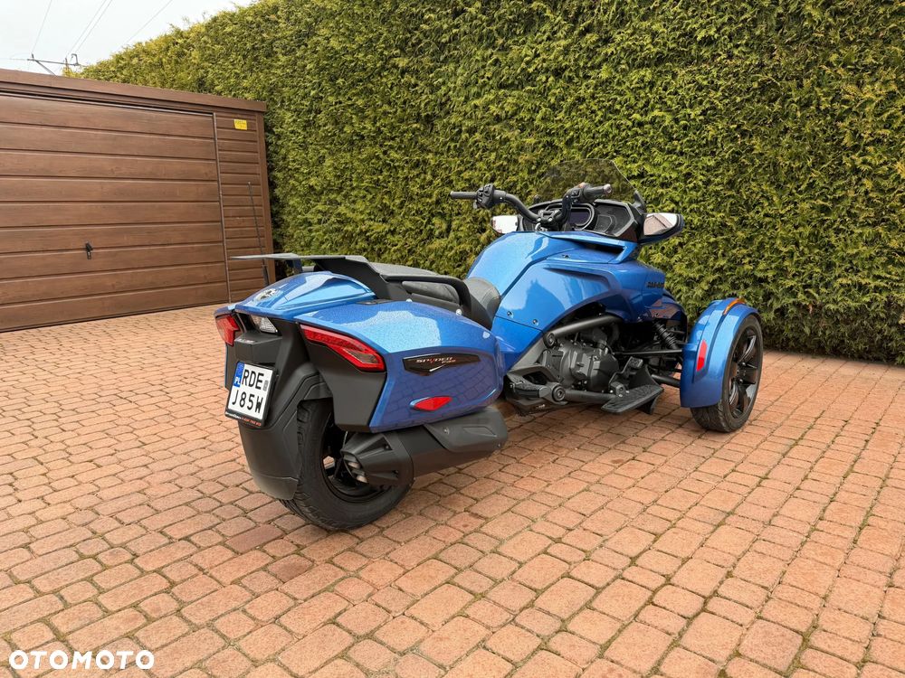 Can-Am Spyder - 4