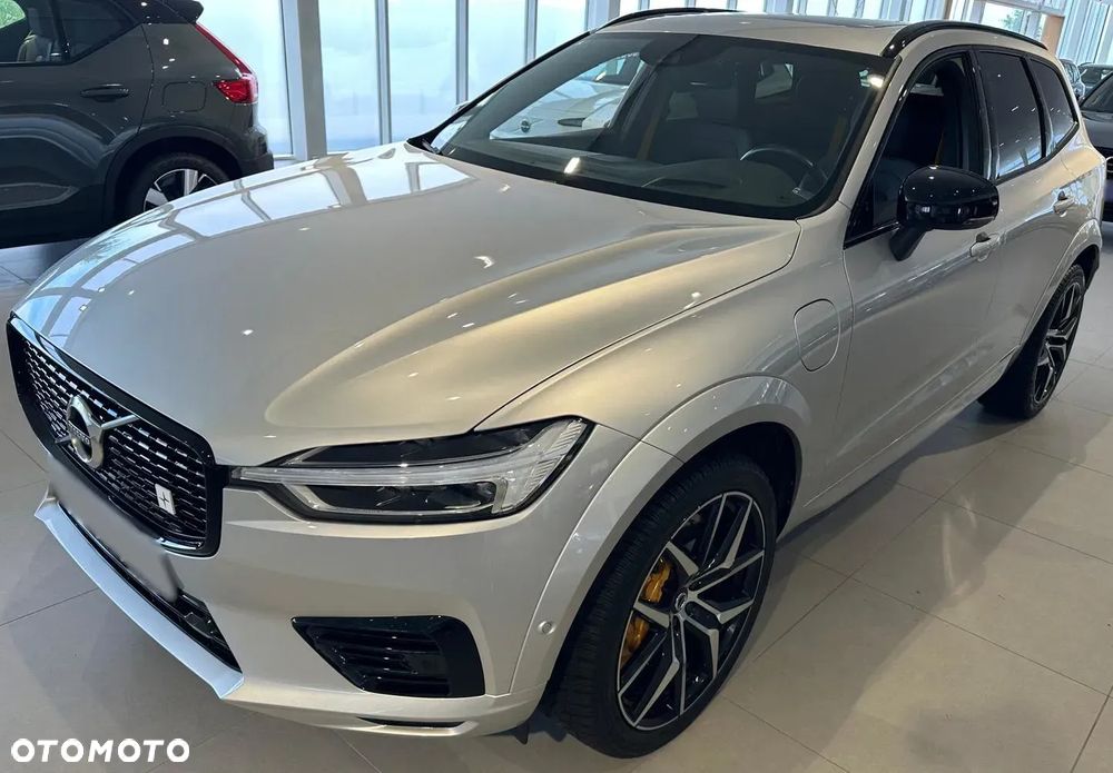 Volvo XC 60 T8 Plug-In Hybrid AWD Polestar Engineered - 2