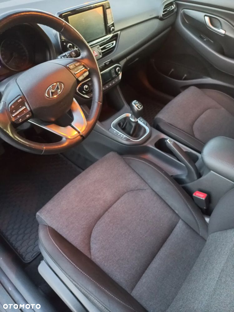 Hyundai i30 1.5 DPI Smart - 5