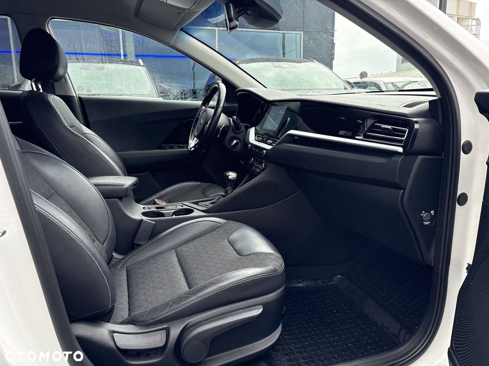 Kia Niro 1.6 GDI Hybrid L - 10