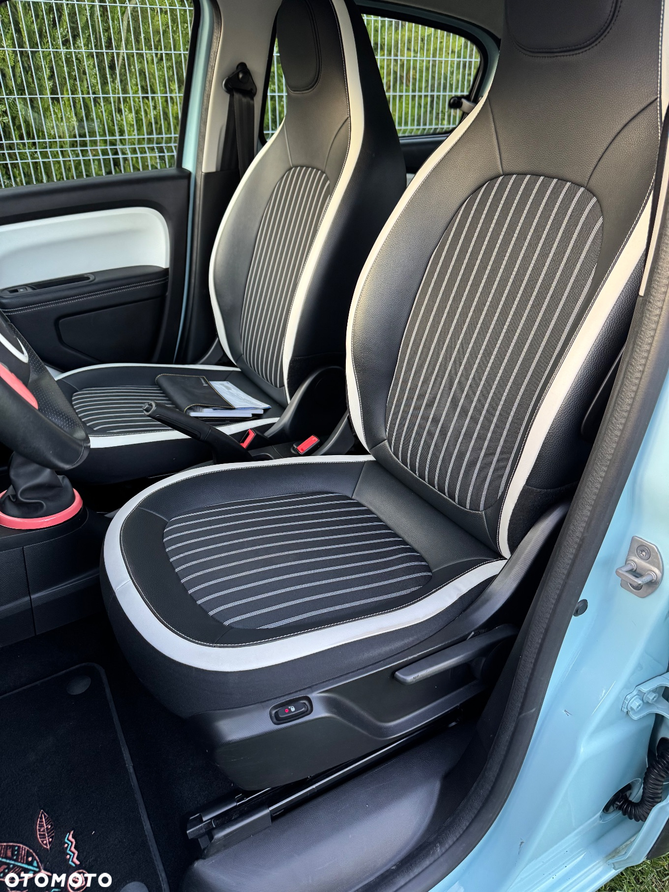 Renault Twingo SCe 70 LIMITED - 17