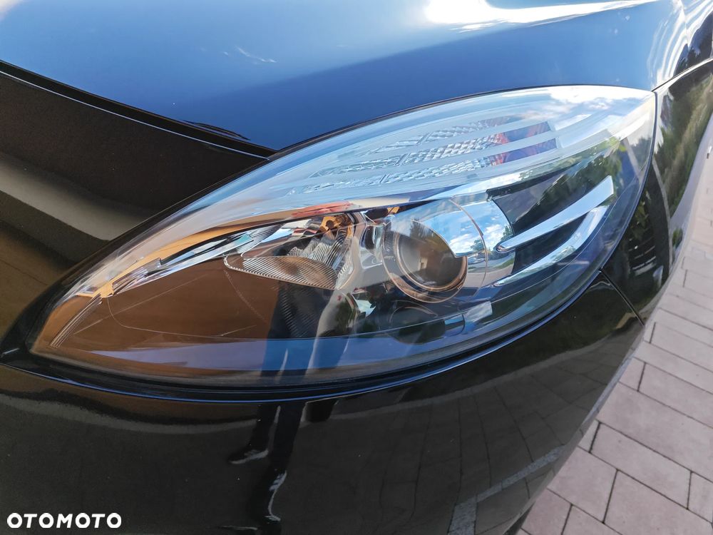 Renault Scenic - 26