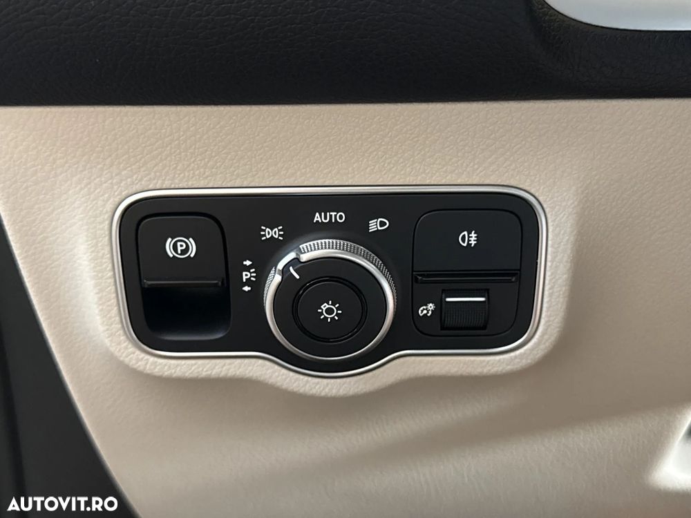MERCEDES-BENZ GLB 2025 — imagine 16