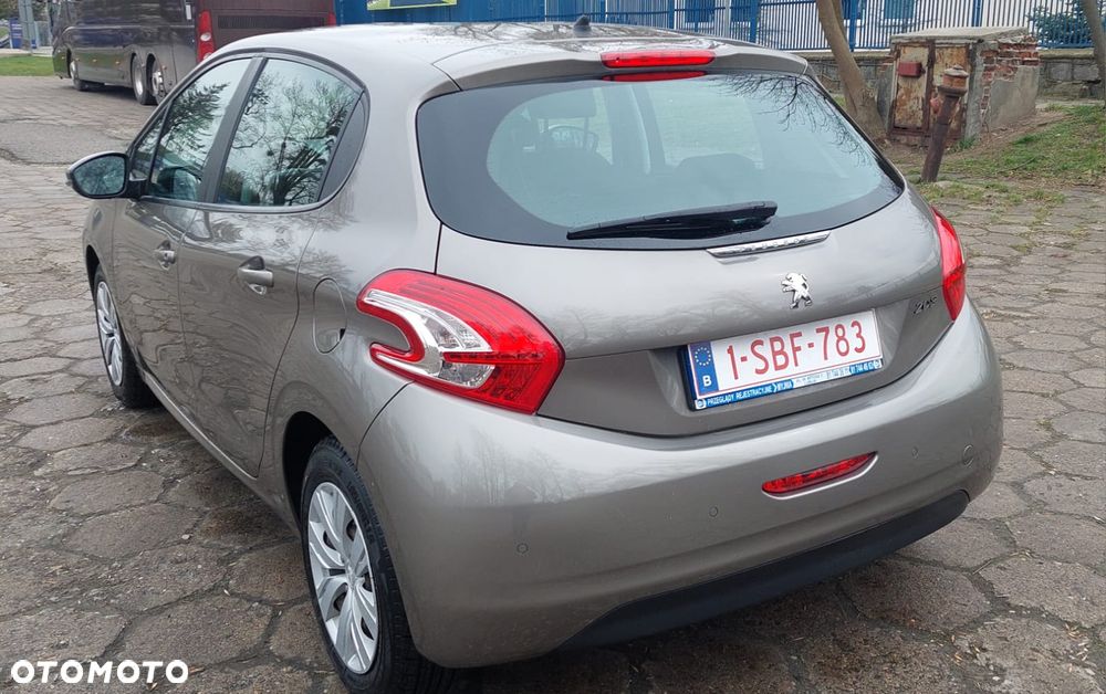 Peugeot 208 PureTech 82 Start & Stop Style - 6