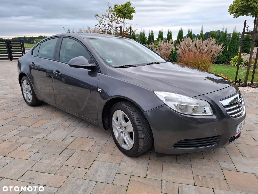 Opel Insignia 1.6 Design Edition - 28