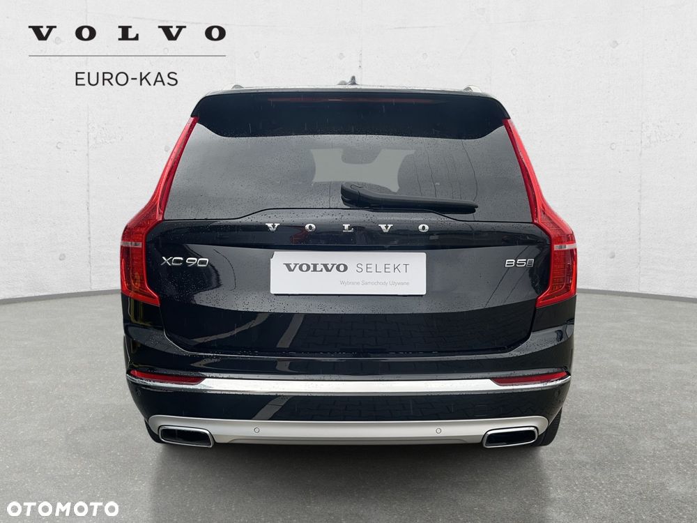 Volvo XC 90 - 6