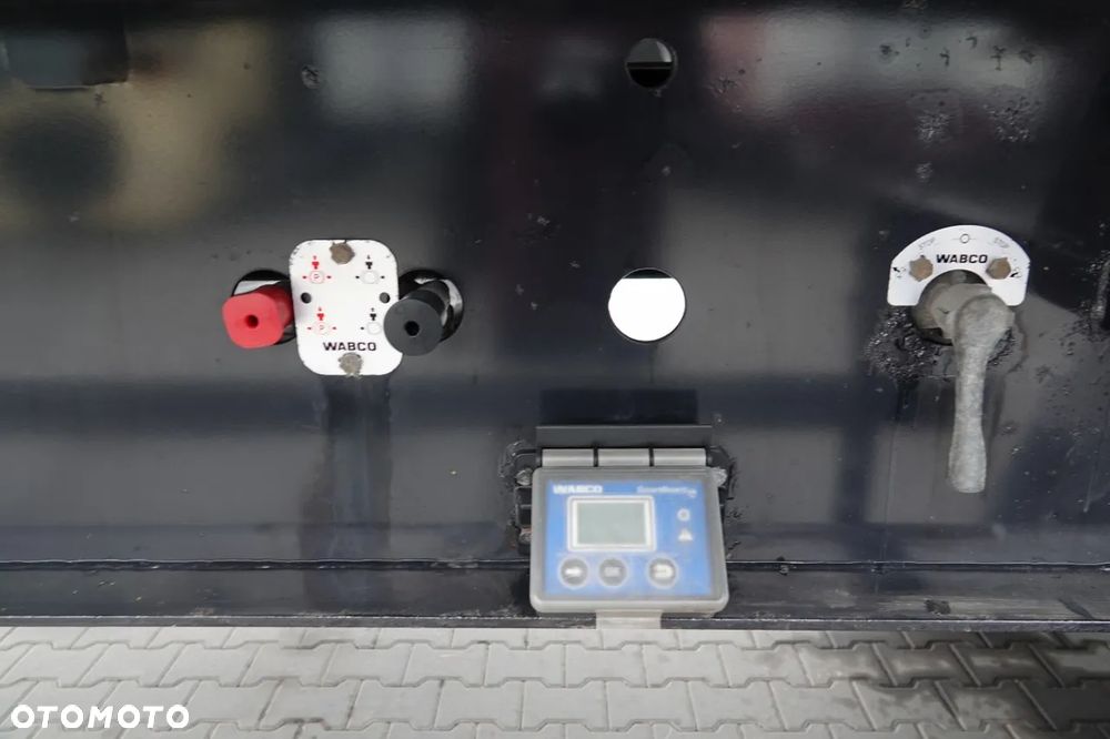 Janmil WYWROTKA / 42 m3 / TYŁ KLAPA / SAF / OŚ PODNOSZONA / ALUFELGI / 2017 ROK - 14