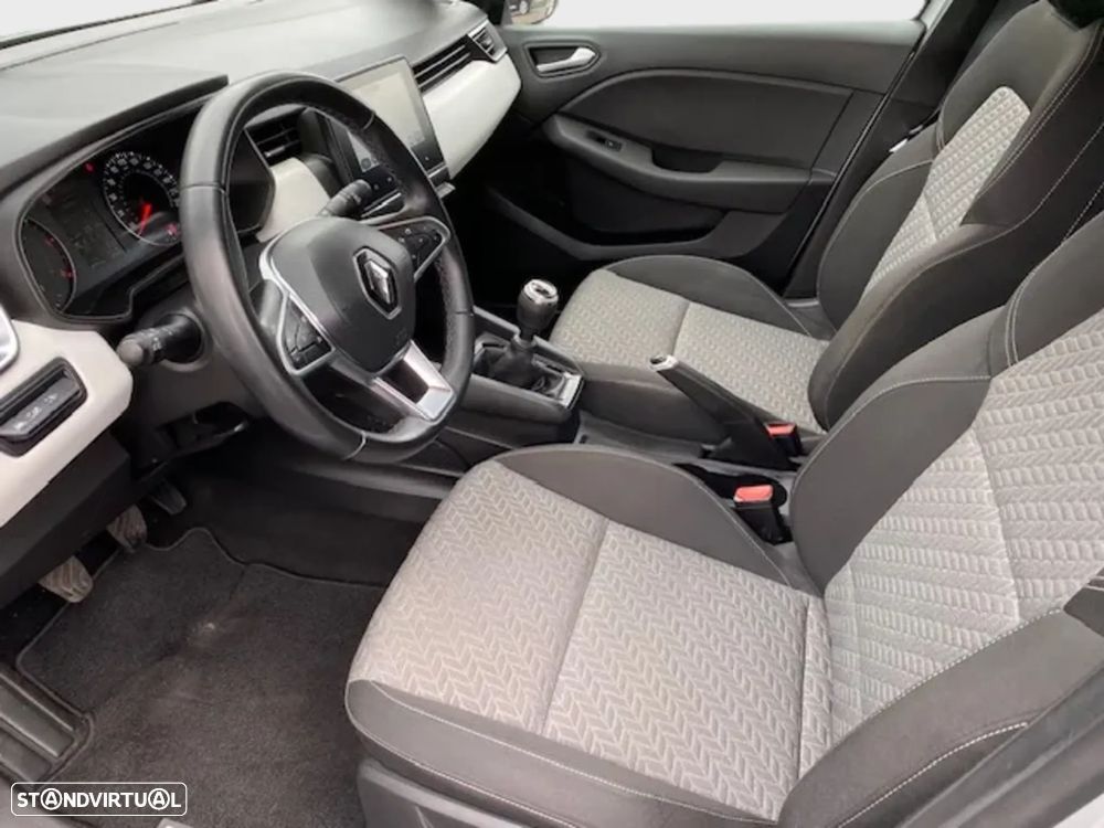 Renault Clio 1.5 Blue dCi Evolution - 11
