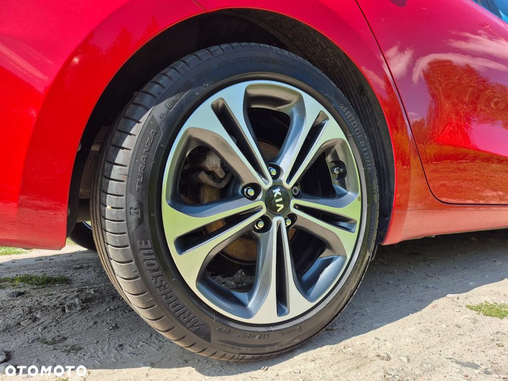 Kia Ceed 1.6 CRDi 136 ISG GT Line - 20