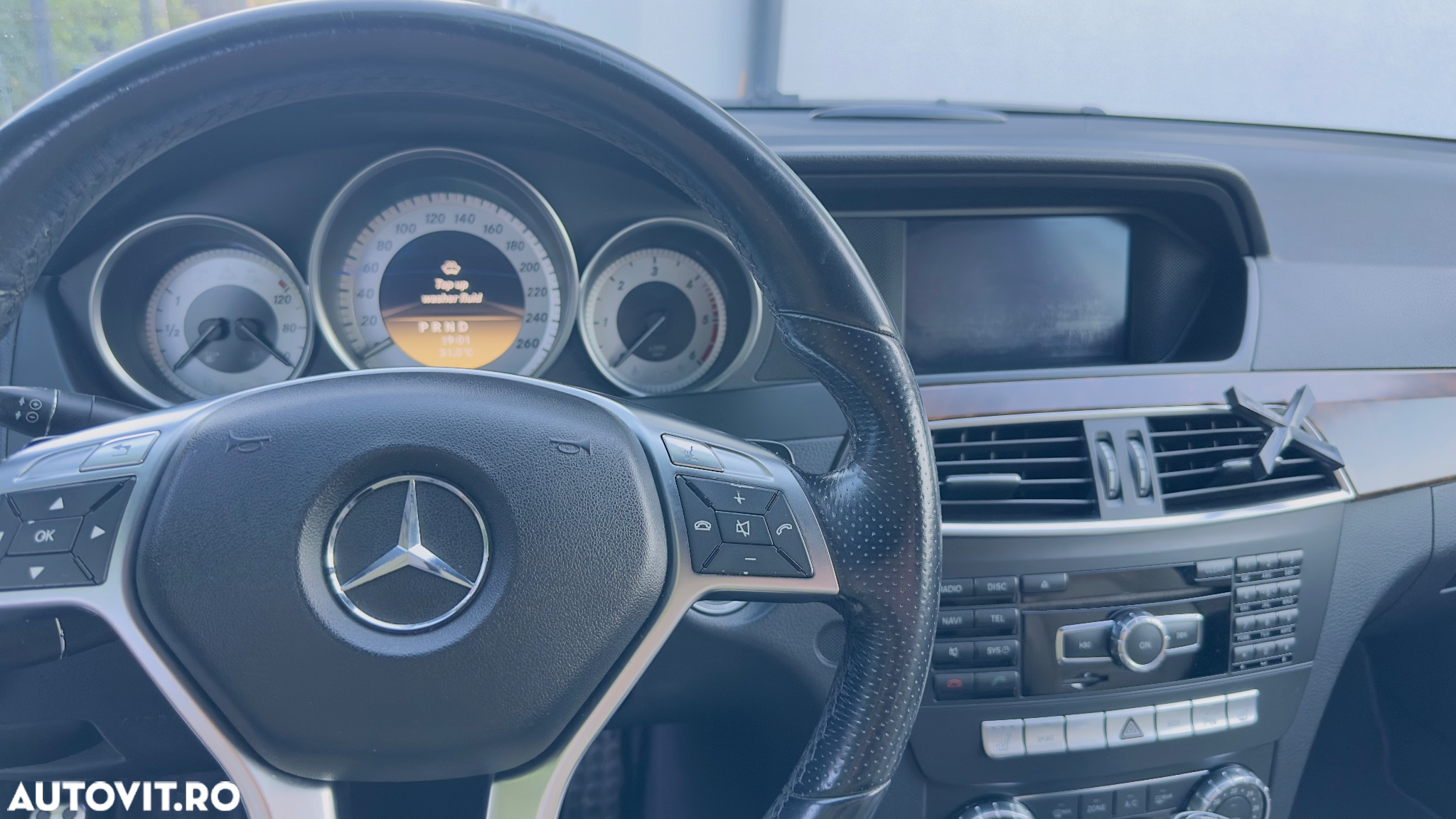 Mercedes-Benz C - 10