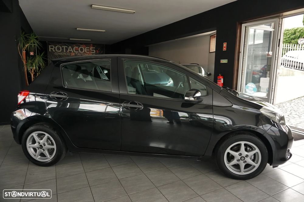 Toyota Yaris 1.0 VVT-i Comfort+AC - 6