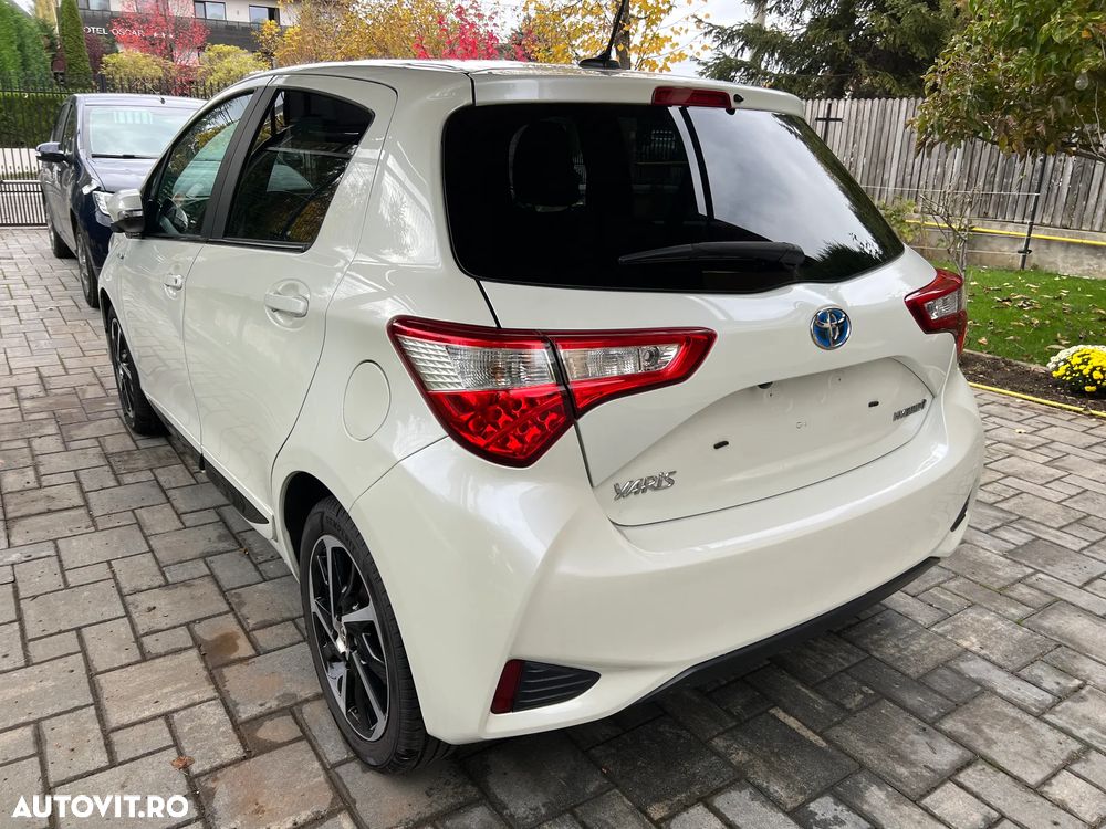 Toyota Yaris - 5