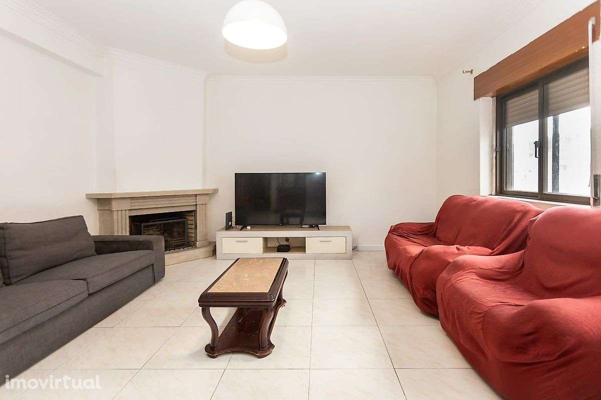 Apartamento T3 à venda em Alto da Brandoa - Grande imagem: 2/27