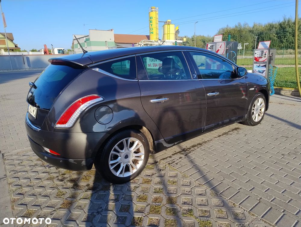 Lancia Delta 1.6 MJ Oro - 5
