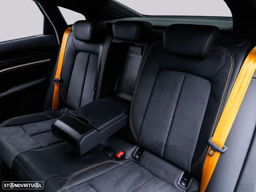 Audi e-tron Sportback - 25