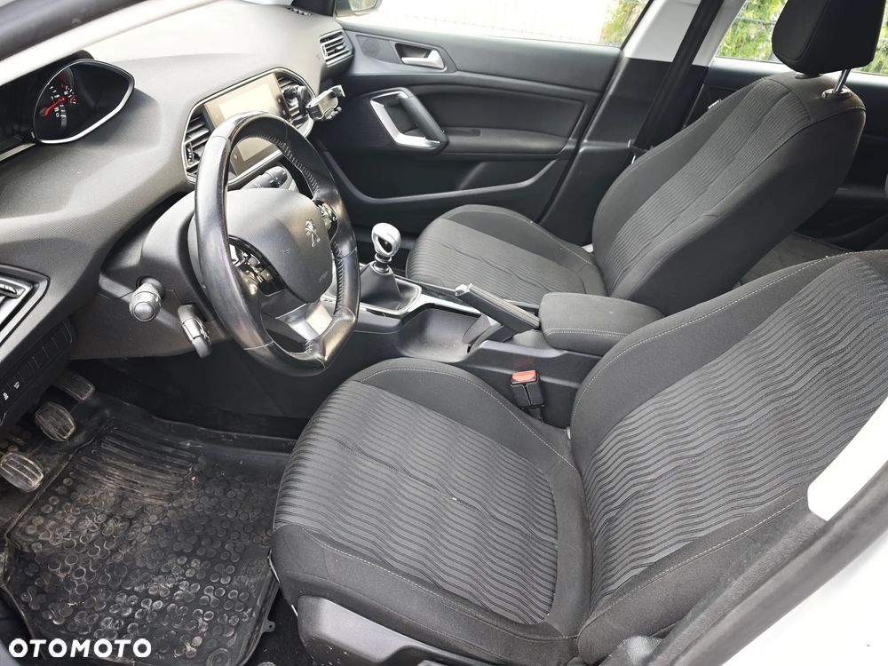 Peugeot 308 1.6 BlueHDi Business Line S&S - 13