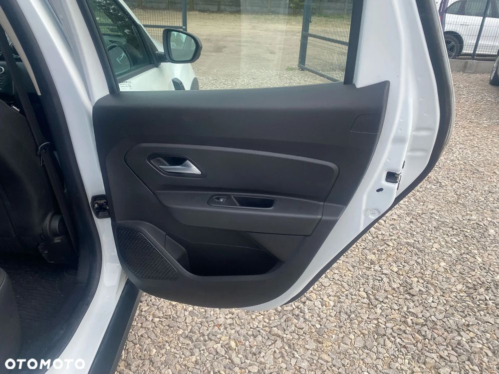 Dacia Duster 1.6 SCe S&S - 22