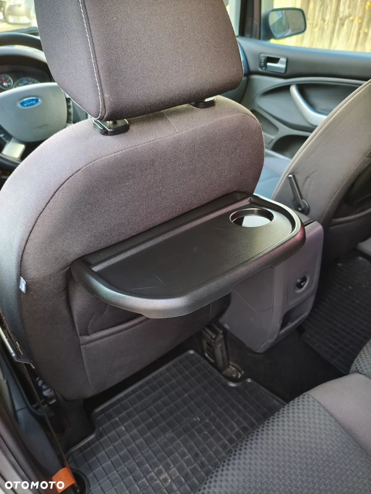 Ford C-MAX - 10