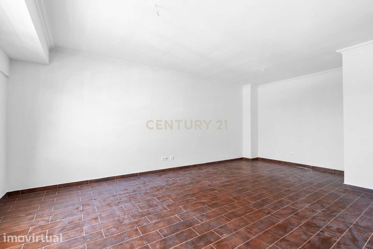 APARTAMENTO T3 BENAVENTE - Grande imagem: 5/28
