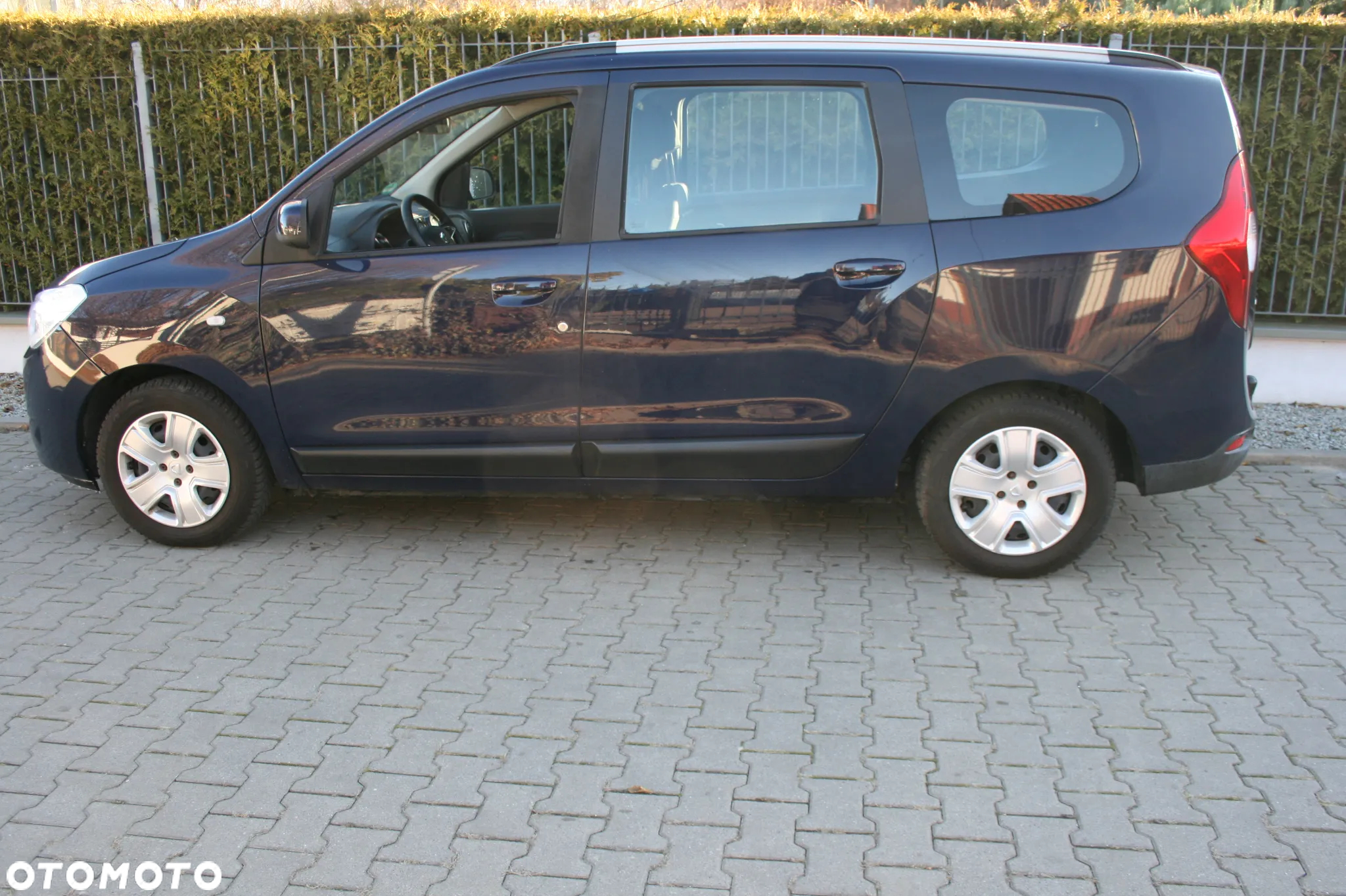 Dacia Lodgy 1.2 TCe Laureate S&S EU6 - 10