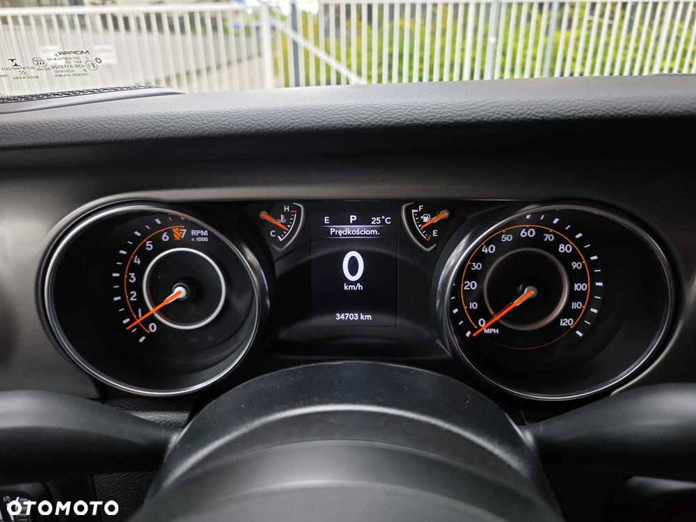 Jeep Wrangler - 20