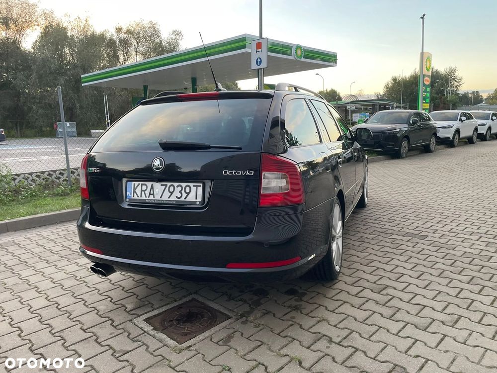 Skoda Octavia 2.0 TDI DPF RS - 7