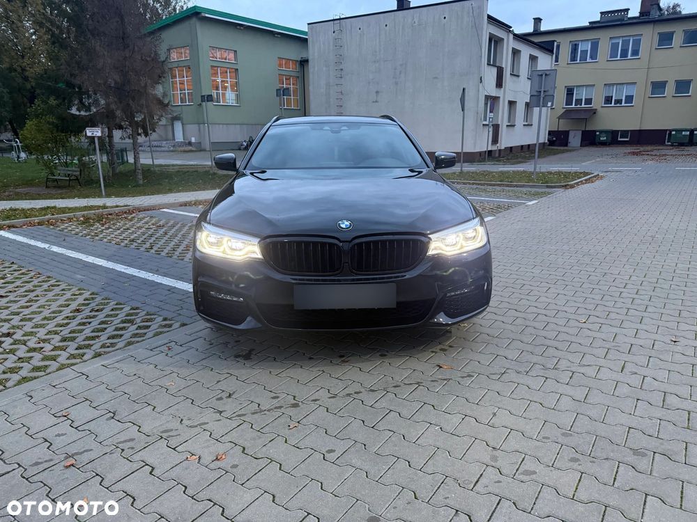 BMW Seria 5 520d M Sport - 2