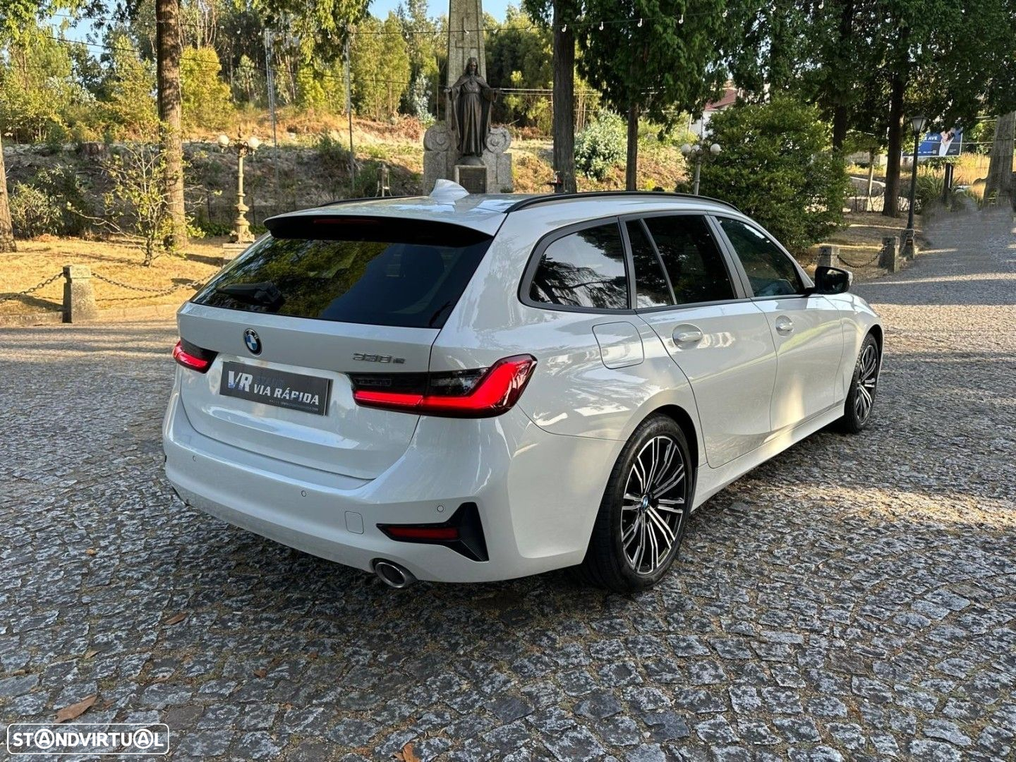 BMW 330 e Touring Corporate Edition Auto - 6