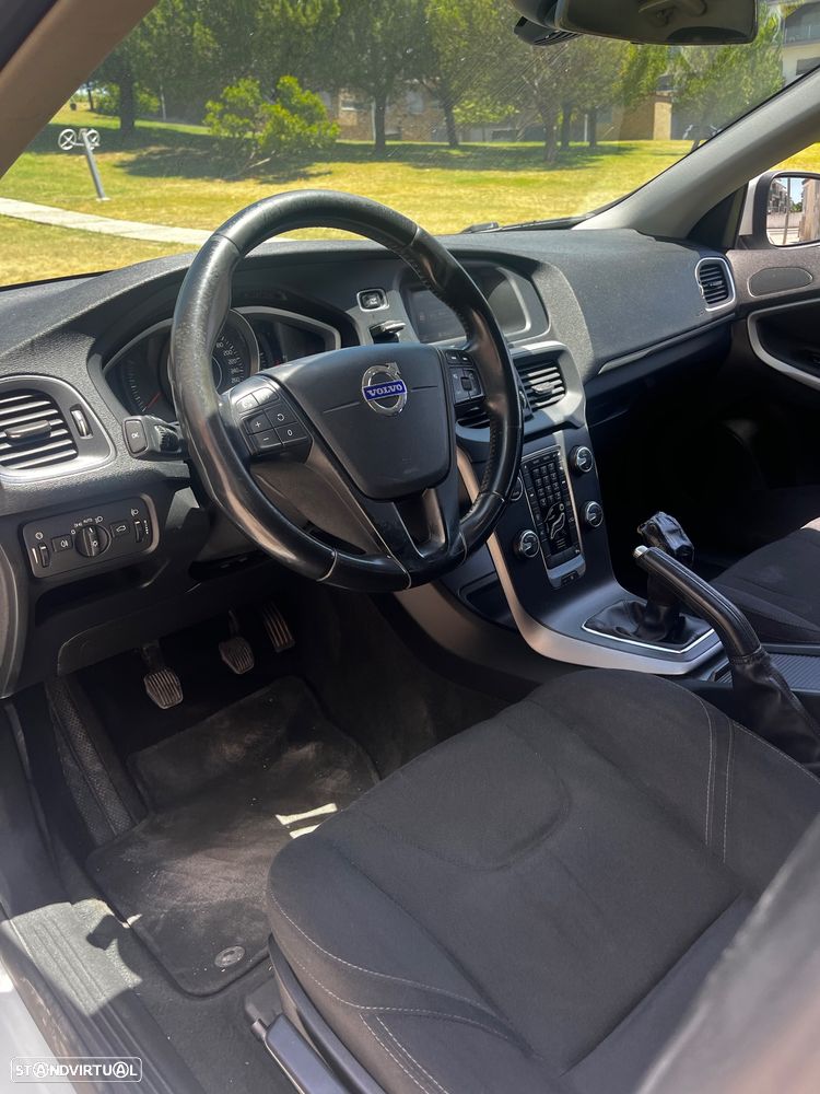 Volvo V40 1.6 D2 R-Design Momentum - 20