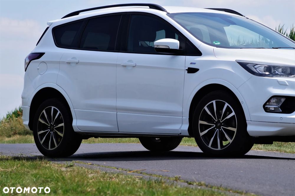 Ford Kuga - 23