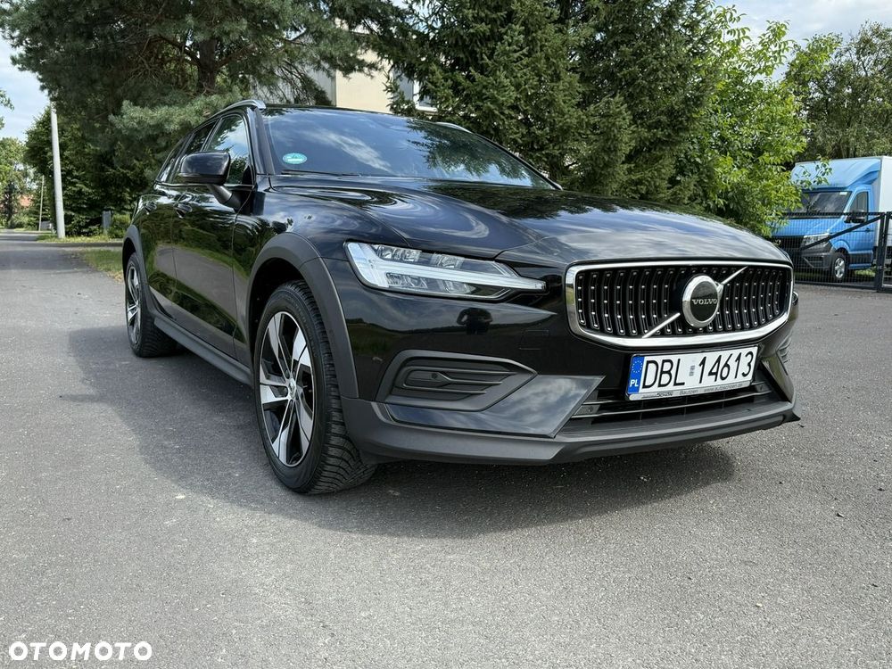 Volvo V60 Cross Country B4 D AWD Plus - 28
