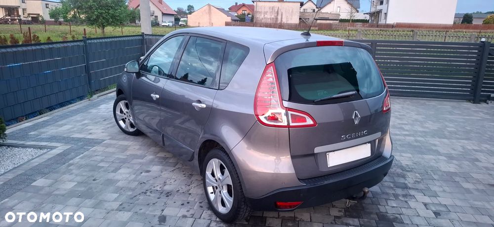 Renault Scenic 1.6 16V 110 Dynamique - 37