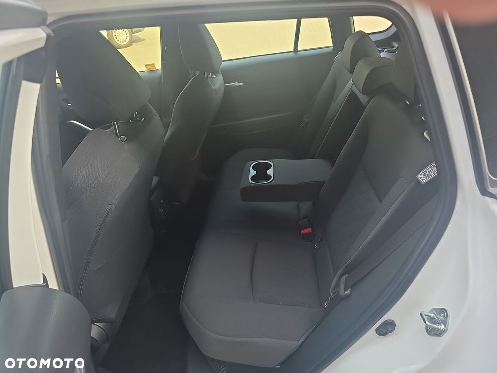 Toyota Corolla Cross - 12