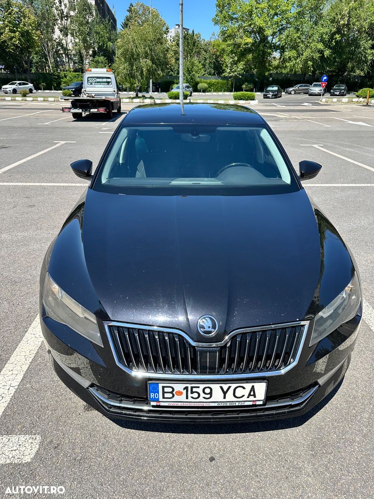 Skoda Superb 2.0 TDI DSG Ambition - 3