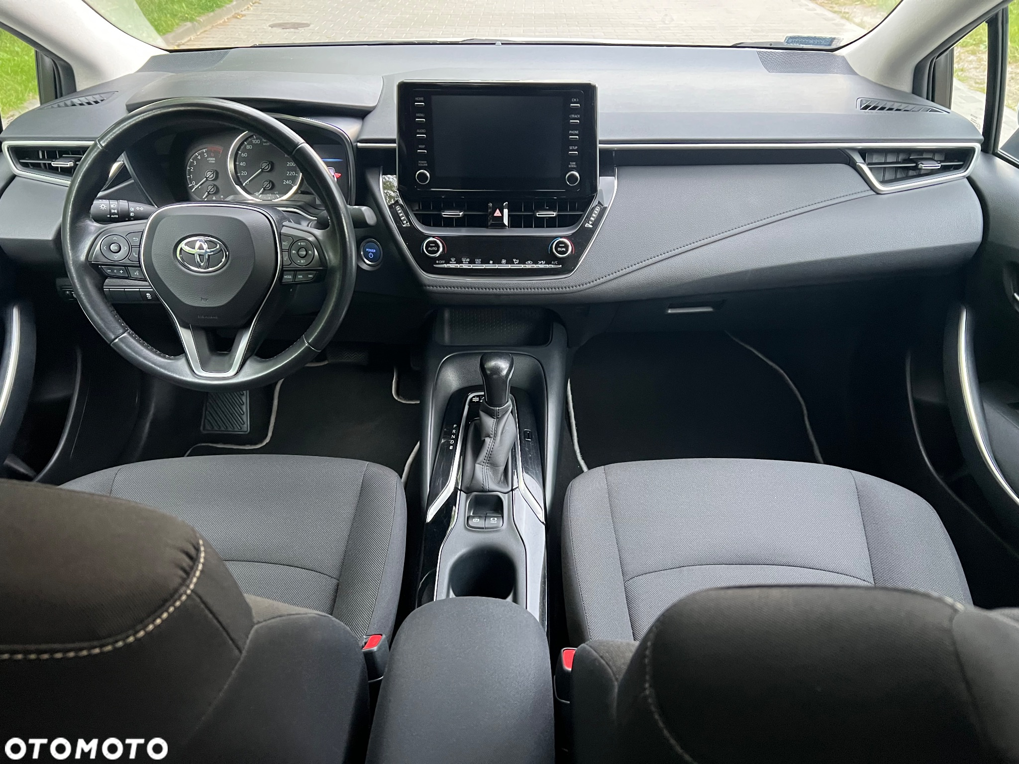 Toyota Corolla 1.8 Hybrid Comfort - 21