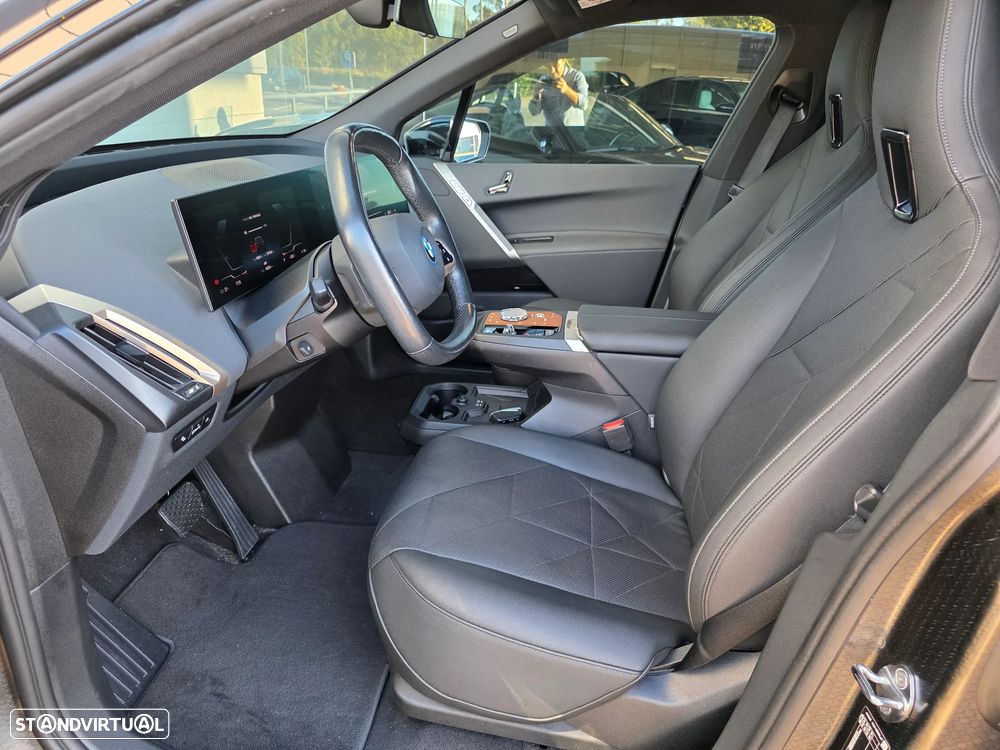 BMW iX xDrive 40 Pack Desportivo - 10