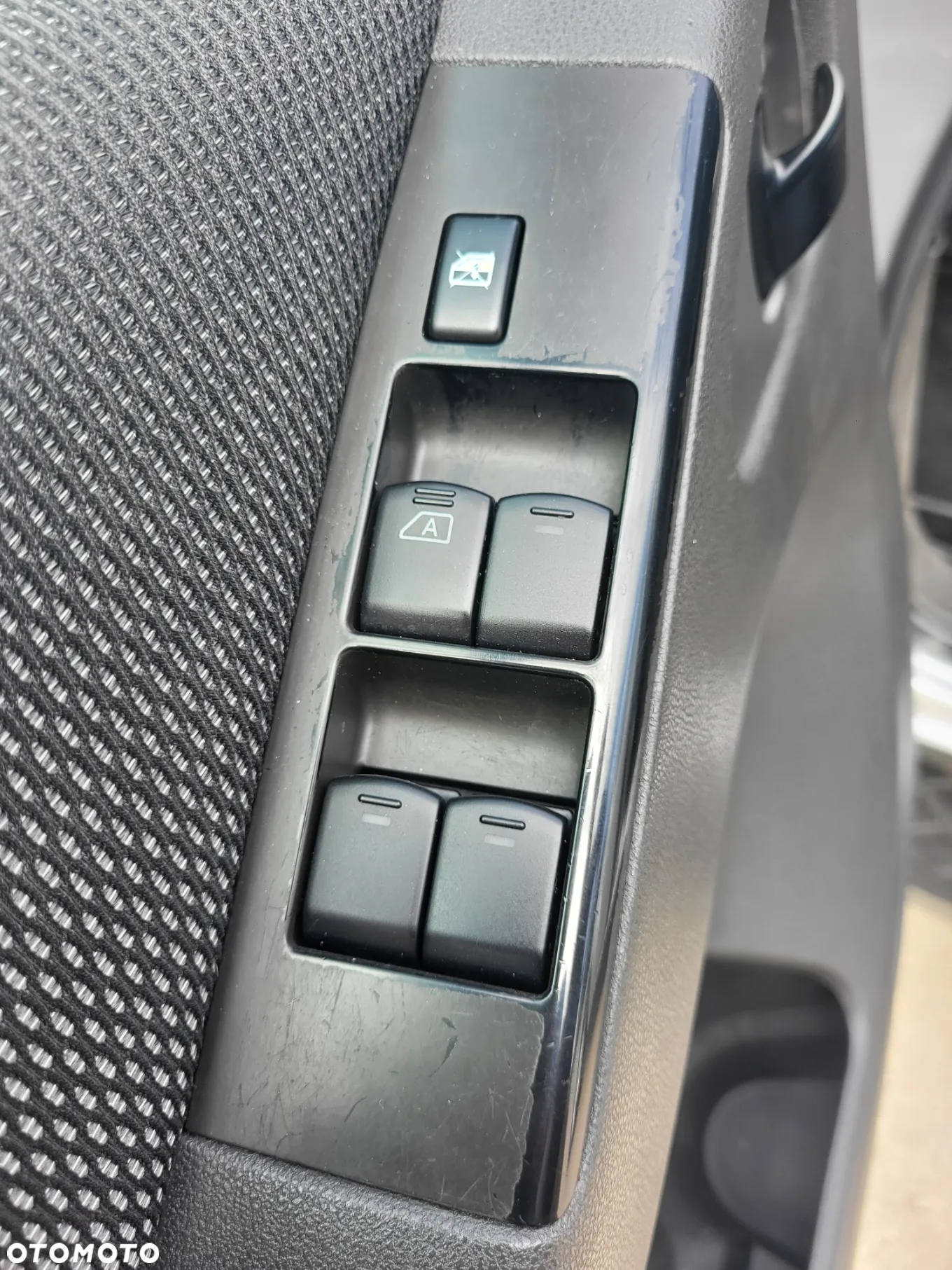 Nissan Pathfinder 2.5 dCi Platinum - 17