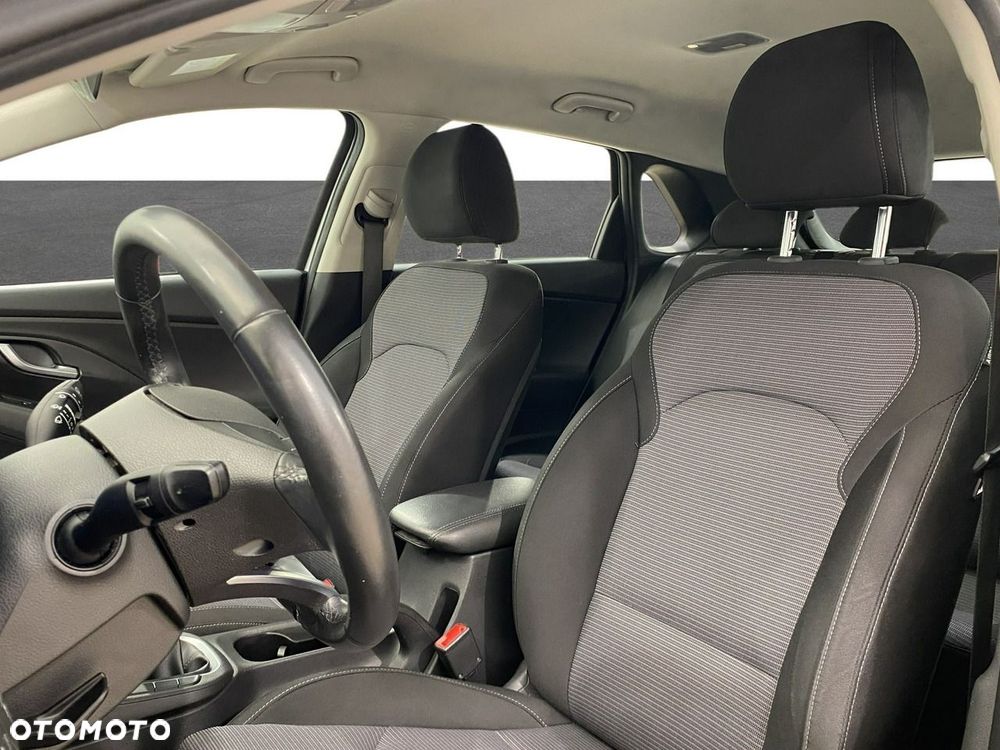 Hyundai i30 - 17